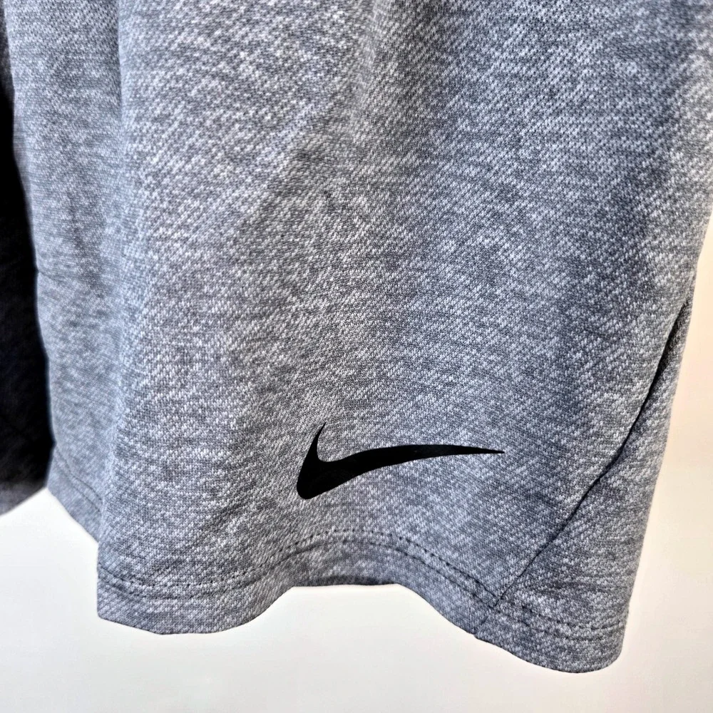Nike Dri-FIT Womens Heather Grey Athletic Shorts Size Small Fold-over Waistband